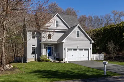 3 Independence Lane 1