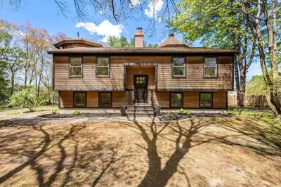 12 Indian Ln 1