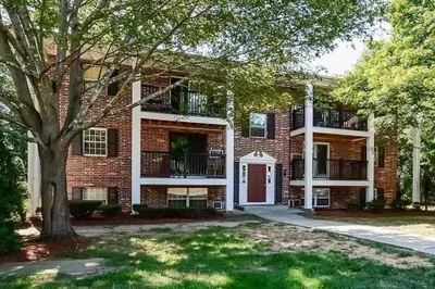 12 Walker Rd #6