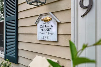 159 Elm St #1