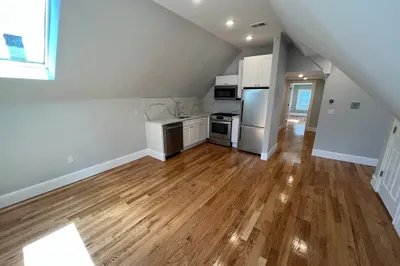 158 Morrison Ave #3
