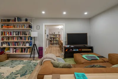 36 Sargent Ave