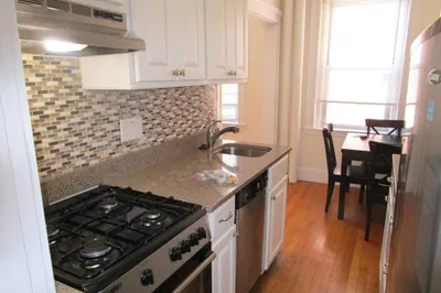 122 Riverway #7