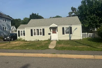 78 French Ave 1