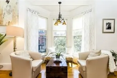 216 Beacon St #2
