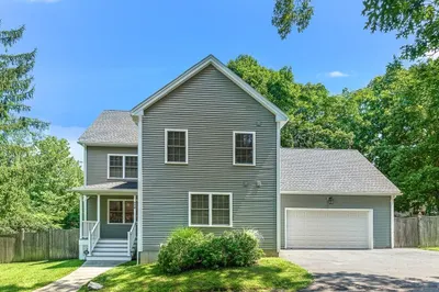 114 Eastern Ave 1