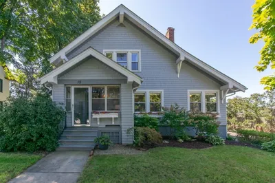15 Belleclaire Ave 1