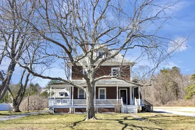 625 S Main St 1