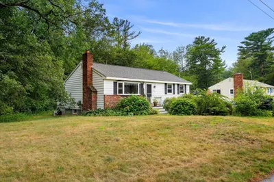 54 Delwood Rd 1