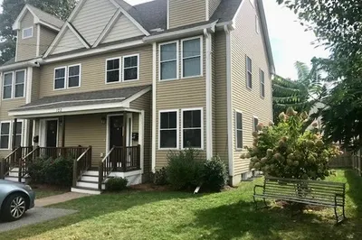 122 Harvard Ave #2