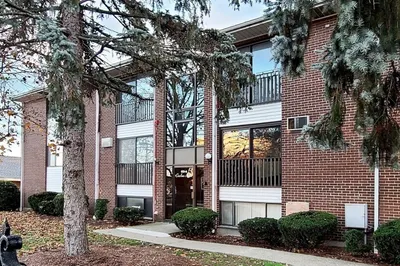 172 River St #A5 1