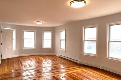 202-204 Pine St #1