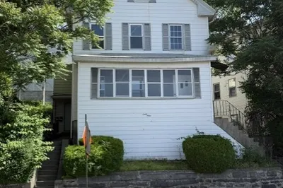 69 E Central St #2 1