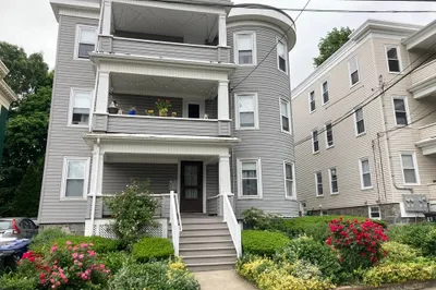 31 Turner St #2