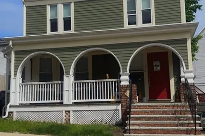 4 Intervale St #2 1