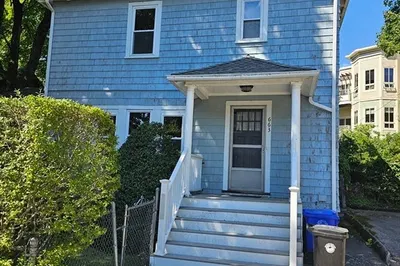 663 Hammond Street