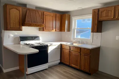 26 Carlson Ave #1