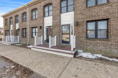 33 Maplewood Avenue #16 1