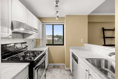 15 North Beacon Street #405