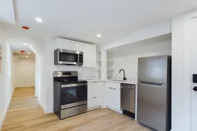 507 Main St #10B 1