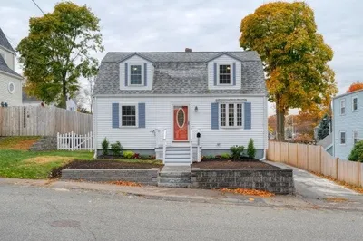 7 Weyham Road 1