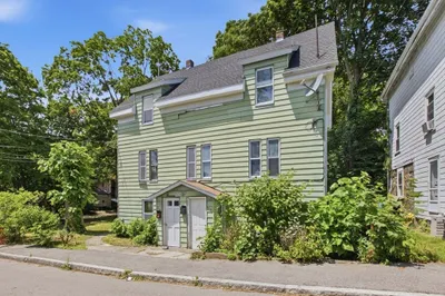 18 Prout St