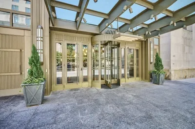 400 Stuart Street #16K 1