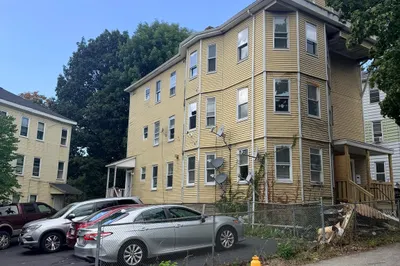 11 Louise Street #1 1