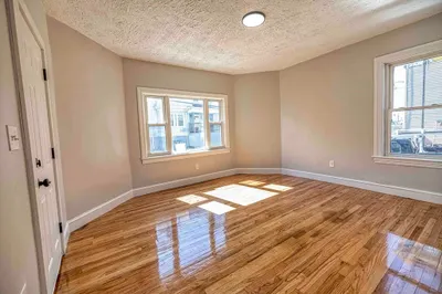 66 Lyon St #1 1