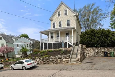 54 Olney St 1