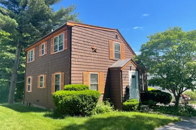 91 Verona St 1