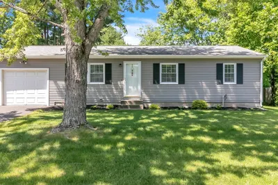 94 Maybrook Rd