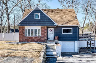 22 Lawrence St 1