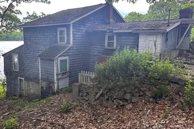 56 Lake Sargent Dr 1