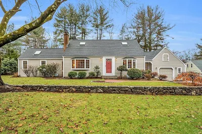 8 Springhill Rd