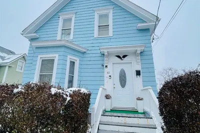 32 Eutaw Ave