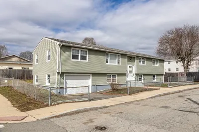 35 Nelson Ave #1 1