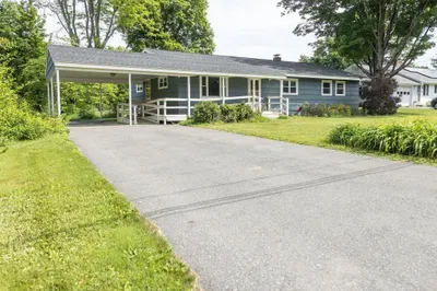 49 Harlow Drive