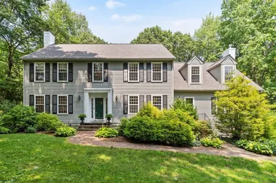 5 Brooks Hill Rd