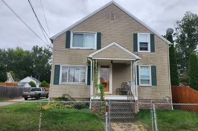 163 Amherst St 1