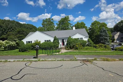 92 Rosemary Rd 1