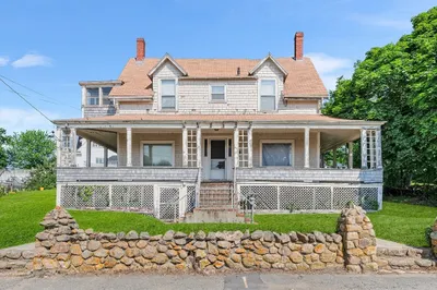 45 Beach Road 1