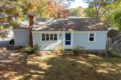 56 S Yarmouth Rd 1