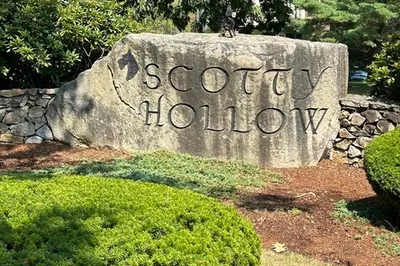 D4 Scotty Hollow Dr #D4