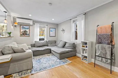 28 Boston St #1