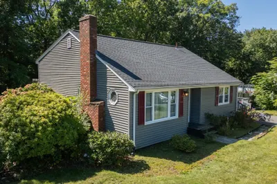 19 Anawan St 1