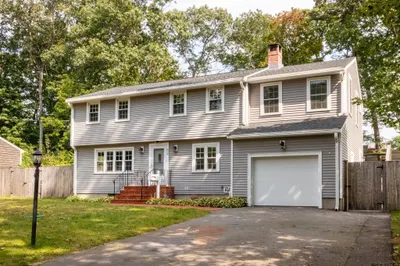 50 Pleasant St 1