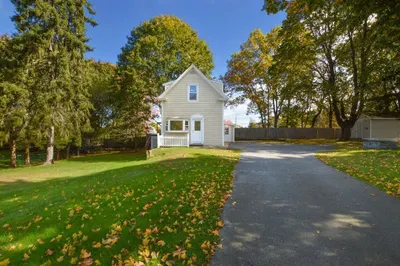 8 Talbot Ave 1