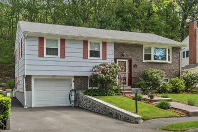 87 Lockwood Rd