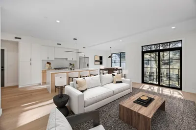 224 W 9th St #2A